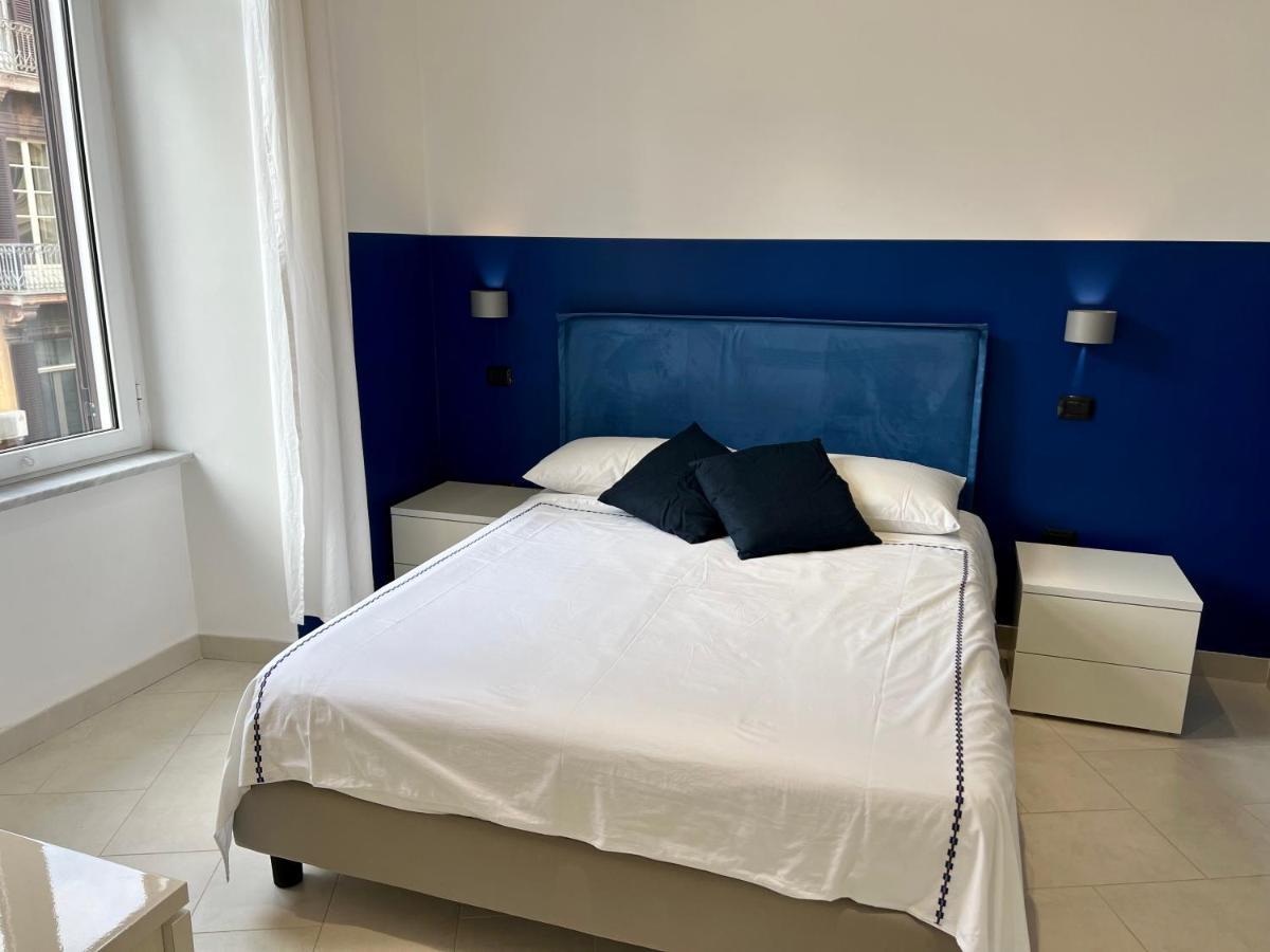 Duomo Inn Apartments Nápoly Kültér fotó