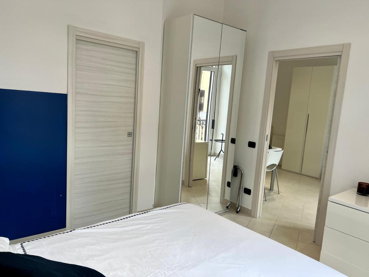 Duomo Inn Apartments Nápoly Kültér fotó