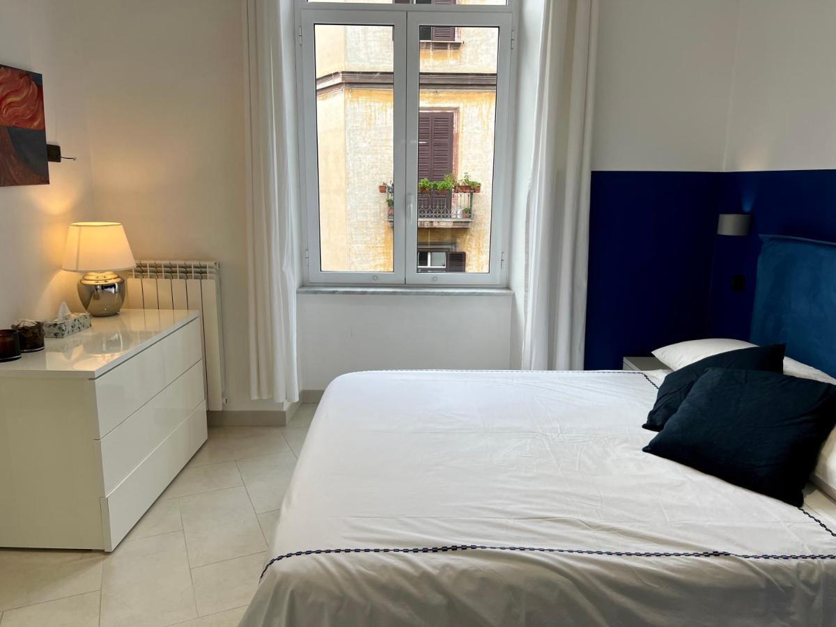 Duomo Inn Apartments Nápoly Kültér fotó